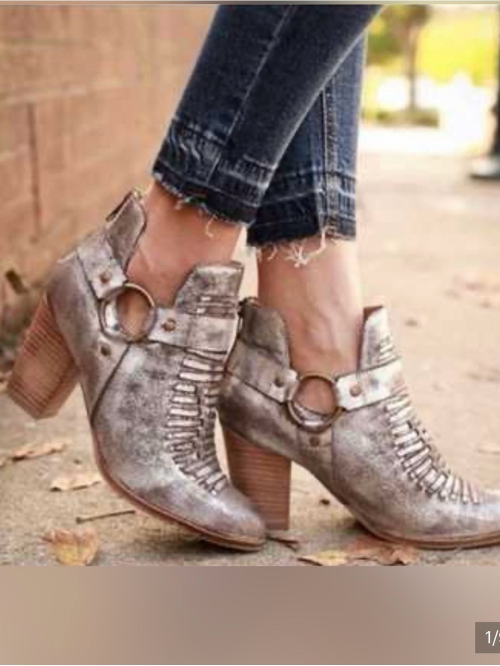 Seychelles Impossible Metallic Pewter Ring-Detail Ankle Booties